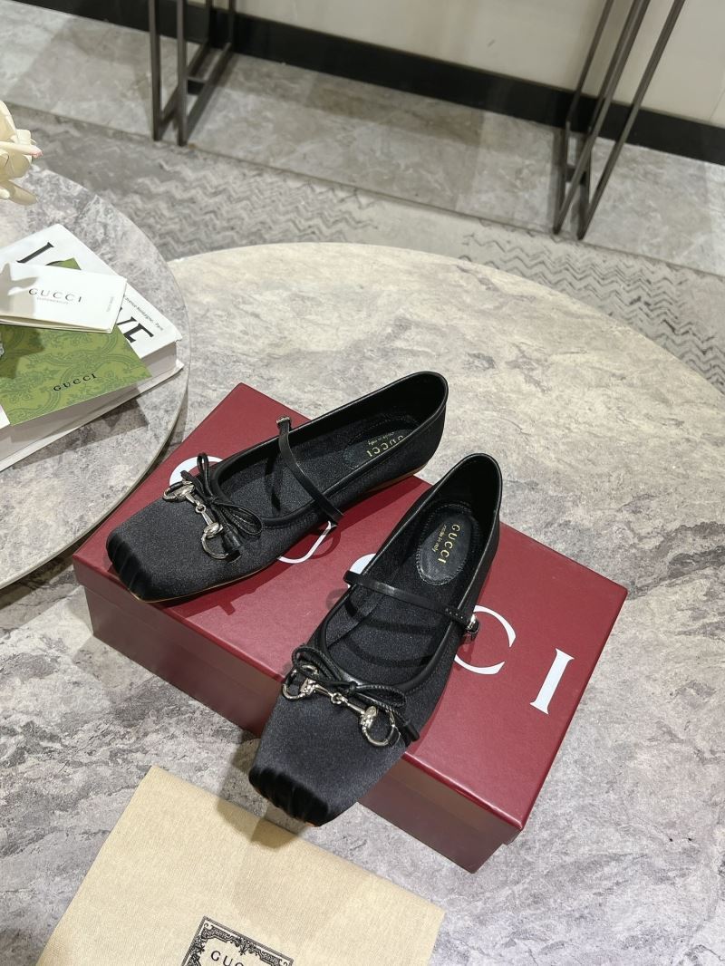 Gucci Low Shoes